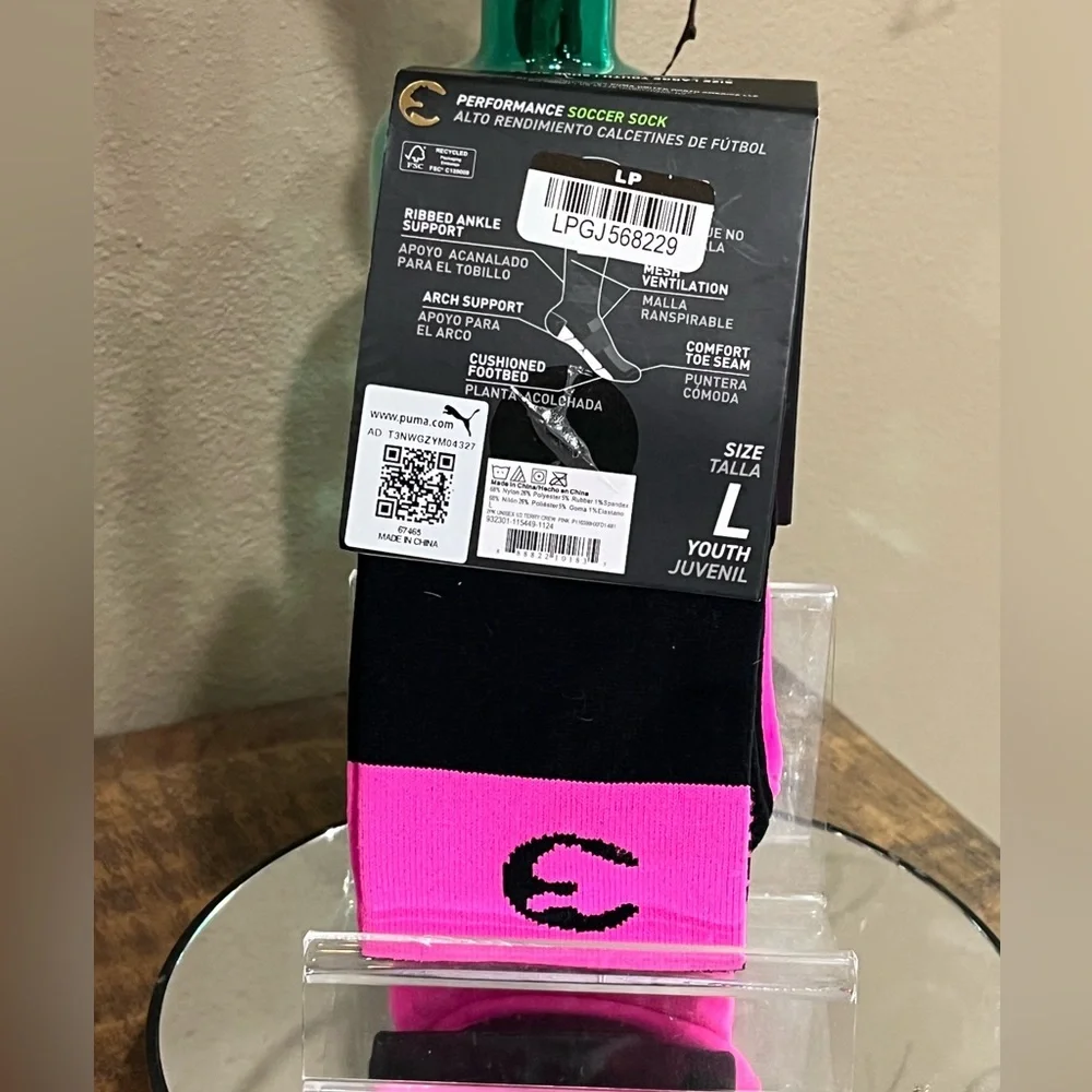Puma Youth Soccer Socks, Hot Pink & Black, 2 pair, new!